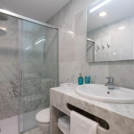 Apartment Maninindra Hideaway - W/2 Bedrooms, A/C, Free Wifi *