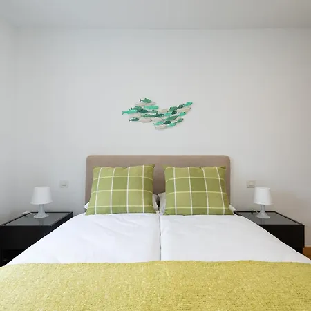 Maninindra Hideaway - W/2 Bedrooms, A/C, Free Wifi Apartment